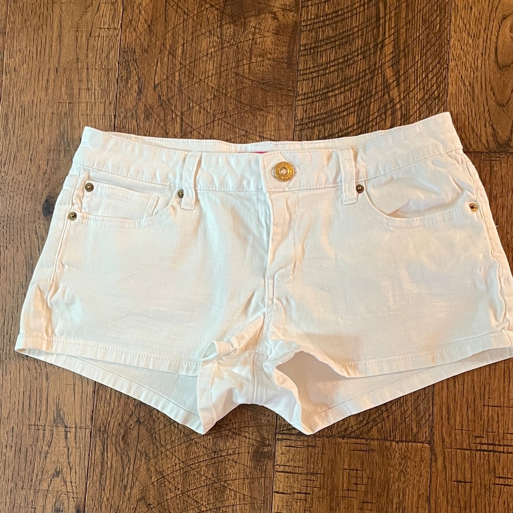 Short White Zanadi Shorts size 11